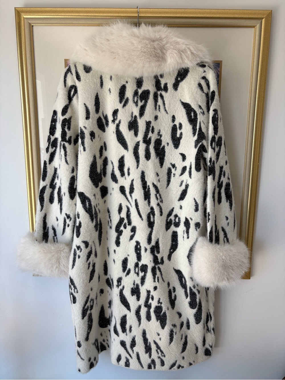 Joseph Ribkoff Black and Cream Leopard-Print Coat with Faux Fur Trim - Picture 2 of 4